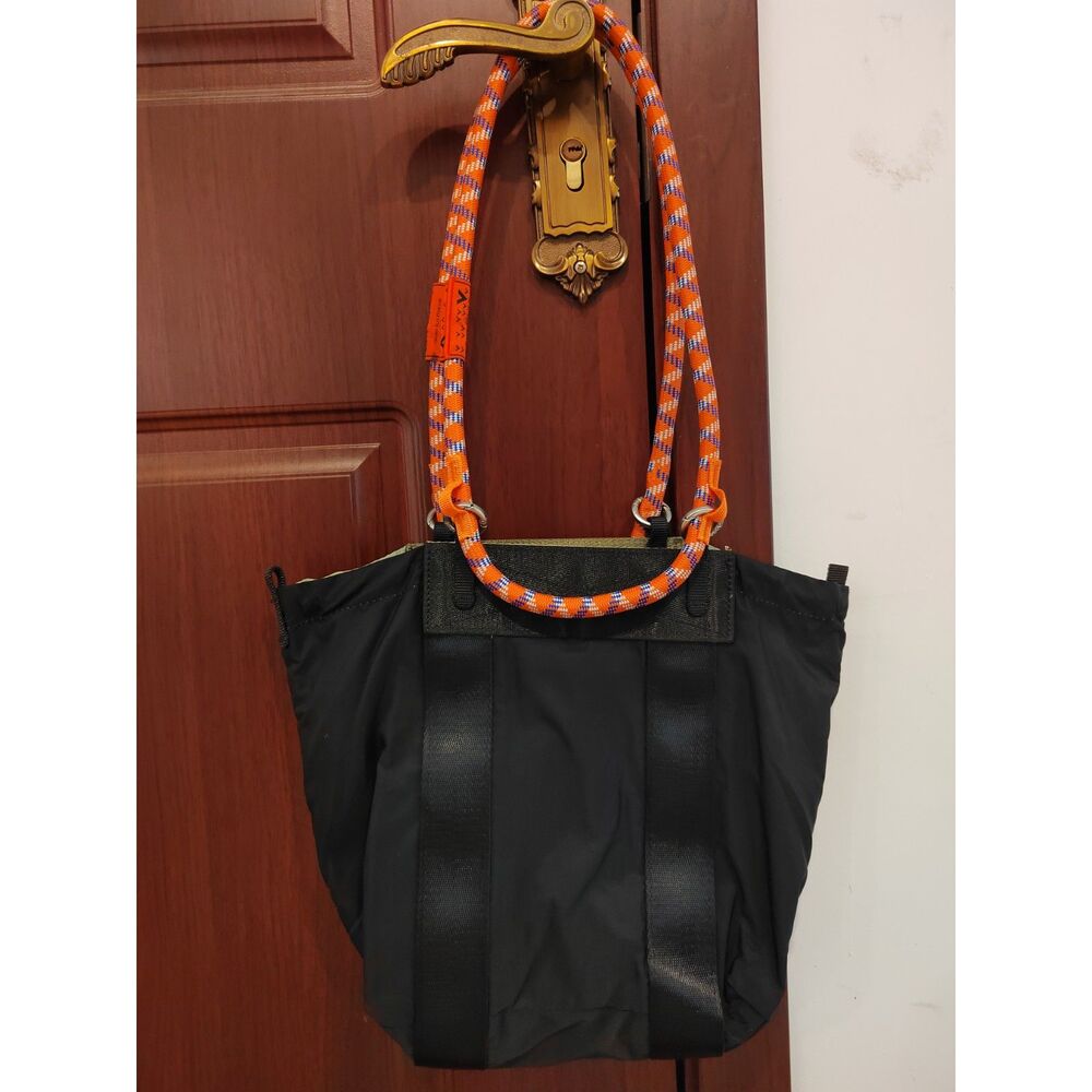 Pre-owned Topologie Small Black Crossbody Bag Unisex